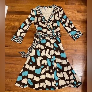 Diane von Furstenberg Silk Wrap Dress - Size 10